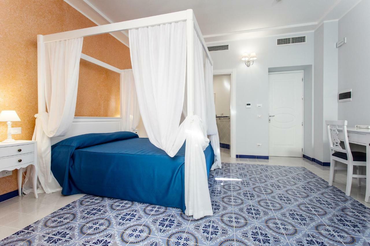 Odysseus Hotel Lipari Kültér fotó