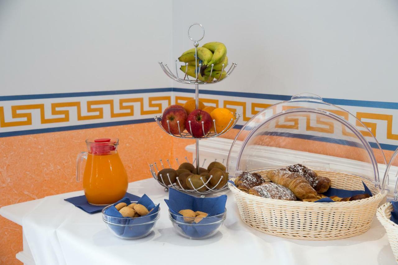 Odysseus Hotel Lipari Kültér fotó