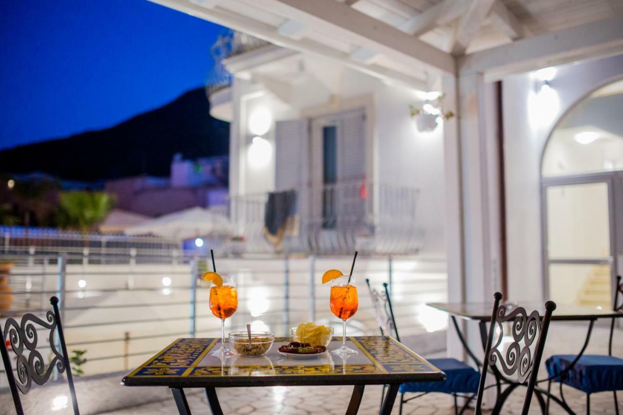 Odysseus Hotel Lipari Kültér fotó
