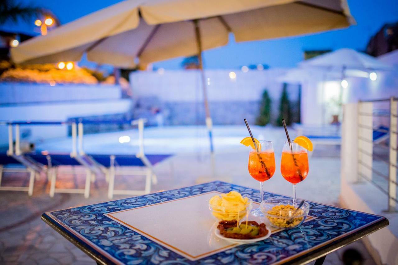 Odysseus Hotel Lipari Kültér fotó